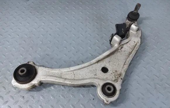 Nissan Murano Z51 Front lower control arm/wishbone 545011AT0A