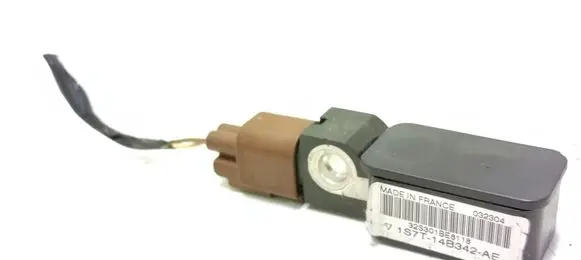 Ford Mondeo Mk III Airbag deployment crash/impact sensor 1S7T14B342AE