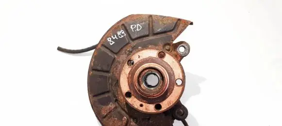 Front wheel hub