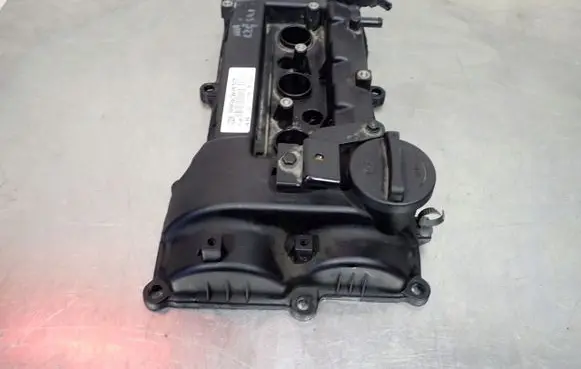 Hyundai i10 Rocker cam cover 