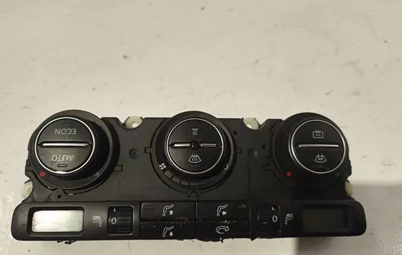 Volkswagen PASSAT B6 Climate control unit 