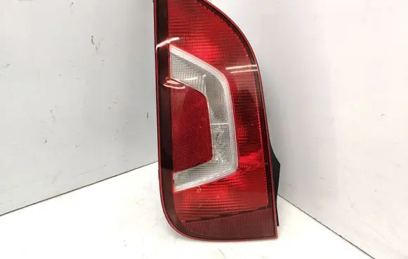 Volkswagen Up Tailgate rear/tail lights 1S0945095G 1S0945111 15619F