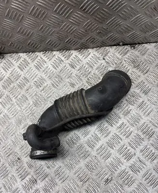 Volvo V70 Air intake duct part 9161888
