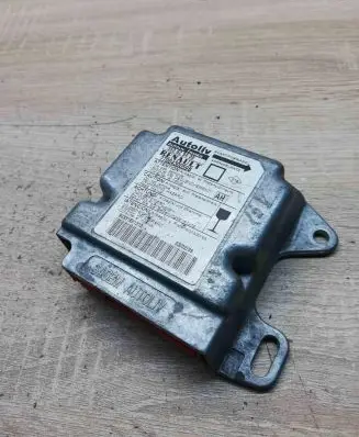 Renault Megane I Airbag control unit/module 7700430059b 550629400