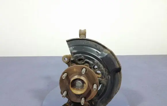 Toyota Auris E180 Front wheel hub spindle knuckle