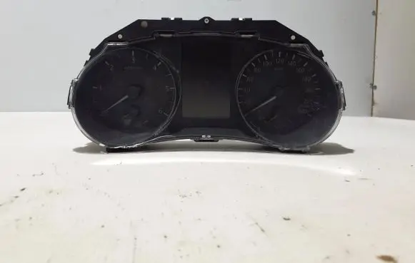 Nissan Qashqai Speedometer (instrument cluster) 248104EL8A