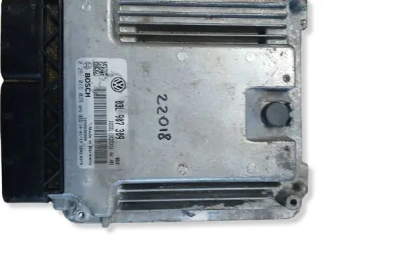 Volkswagen PASSAT B7 Engine control unit/module 03L907309 0281015029 1039S30090