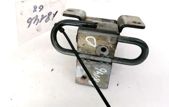 Audi A4 S4 B5 8D Rear door lower hinge 4A0833412C
