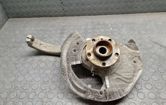 BMW X5 F15 Front wheel hub 6869869