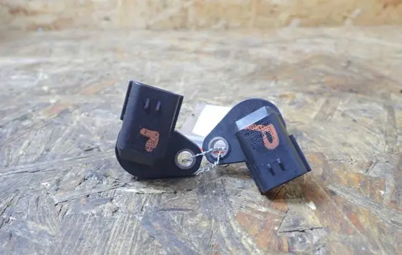 Jaguar XJ X351 Crankshaft position sensor 