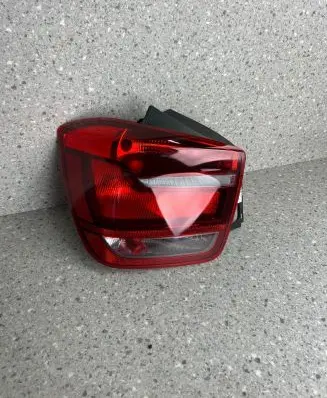 BMW 1 F20 F21 Rear/tail lights 7270095 A990006