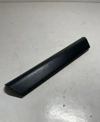 Opel Zafira B Front door handle cover 331985437