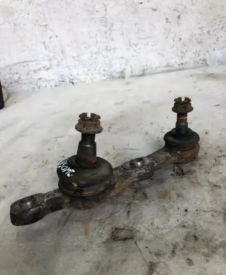 Lexus IS 220D-250-350 Front ball joint 