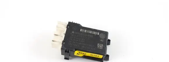 Mercedes-Benz C W205 Fuel injection pump control unit/module A2179000900 2841046406300