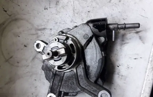 Vacuum pump