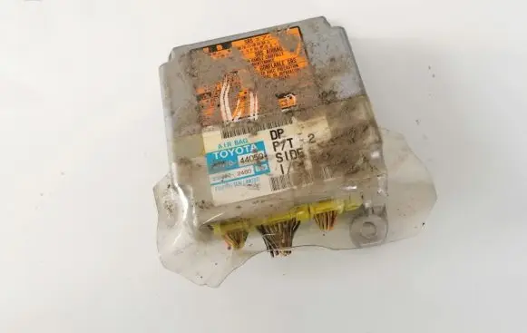 Toyota Avensis Verso Airbag control unit/module 8917044050 89170-44050