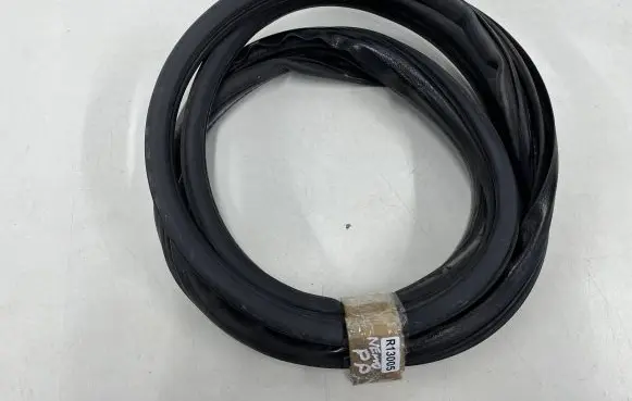 Fiat Fiorino Rubber seal front door (on door) 