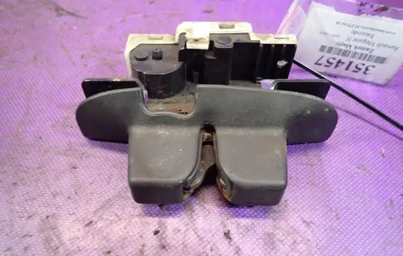 Renault Megane II Tailgate/trunk/boot lock/catch/latch 8200076240E