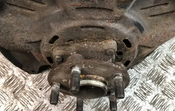 Subaru Legacy Front wheel hub