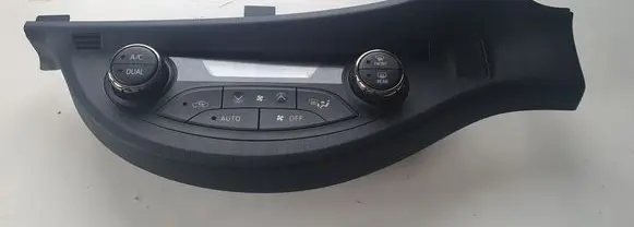 Toyota Yaris Climate control unit