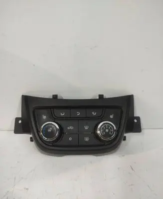 Opel Zafira C Air conditioning (A/C) switch 20765756 A2C53374880