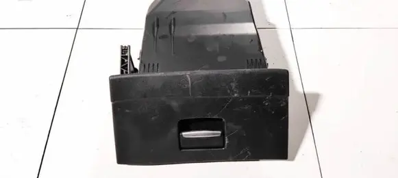 Ford Mondeo MK IV Glove box 7s71a06010ac 7s71-a06010-ac
