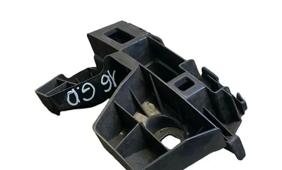 Rear bumper mounting bracket