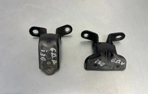 Hyundai i30 Rear door hinge set A046057
