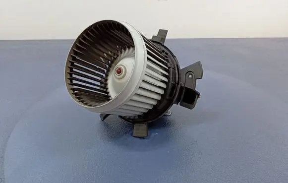 Peugeot 301 Heater fan/blower 1B1930100