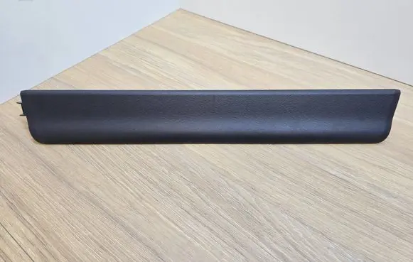 Volvo V70 Front sill trim cover
