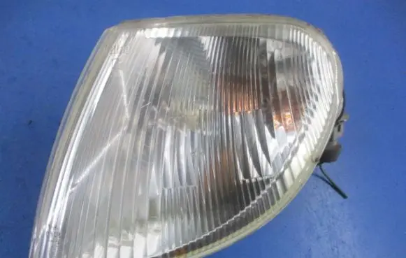Citroen Berlingo Front indicator light