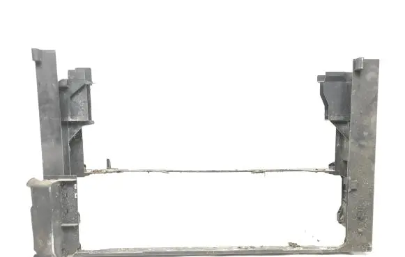 BMW 5 GT F07 Radiator mount bracket 7804617