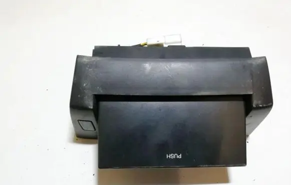 Car ashtray