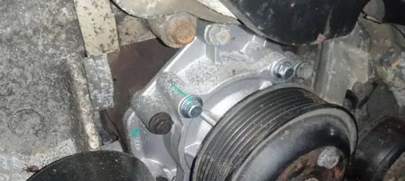 KIA Sorento Water pump TH600N47
