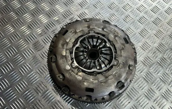 Volkswagen Tiguan Clutch set kit 04L105266C