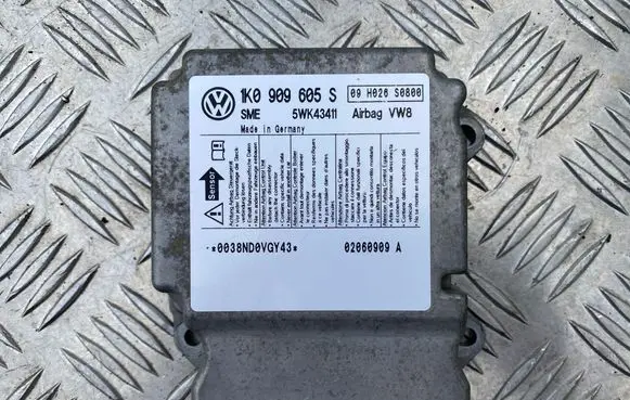 Skoda Octavia Mk2 (1Z) Airbag control unit/module 1K0909605S 09H026S0800 5WK43411