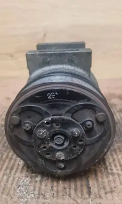 Volvo S40, V40 Air conditioning (A/C) compressor (pump) 30632721