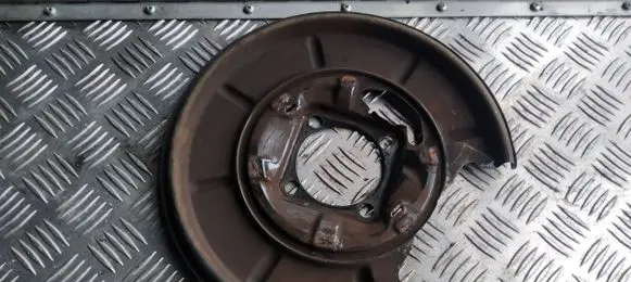 Mercedes-Benz B W245 Rear brake disc plate dust cover 