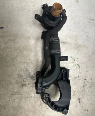 Mercedes-Benz C W204 Fuel filter bracket/mount holder V302633 987082807