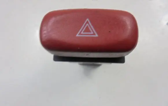 Suzuki Ignis Hazard light switch