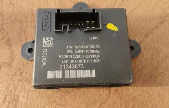 Volvo V40 Door control unit/module 31343873