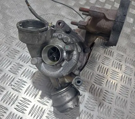 Volkswagen PASSAT B6 Turbo 03G129969C