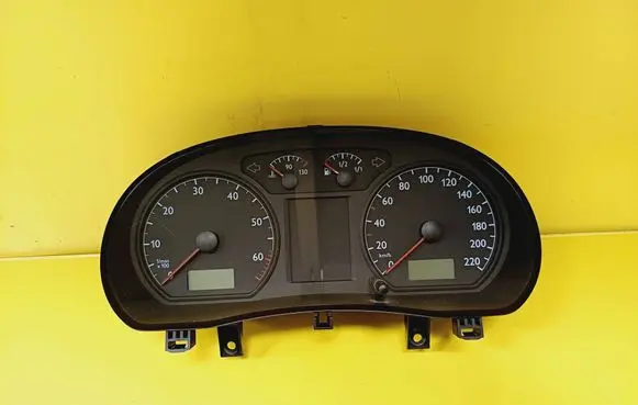 Speedometer (instrument cluster)