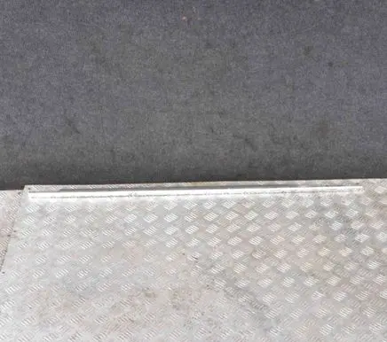 Opel Insignia A Door glass trim 22834388