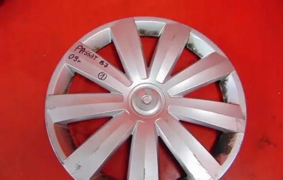 Volkswagen Eos R16 wheel hub/cap/trim 3AA601147