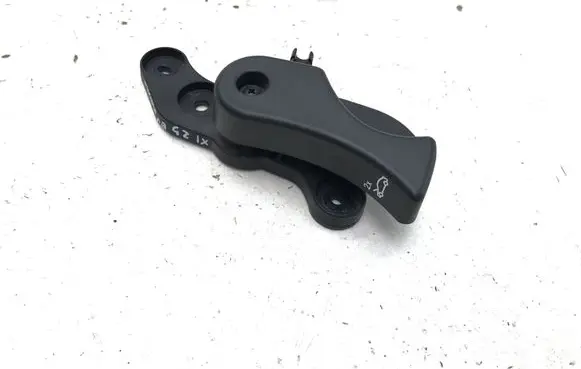 BMW X1 U11 Engine bonnet (hood) release handle 7326517