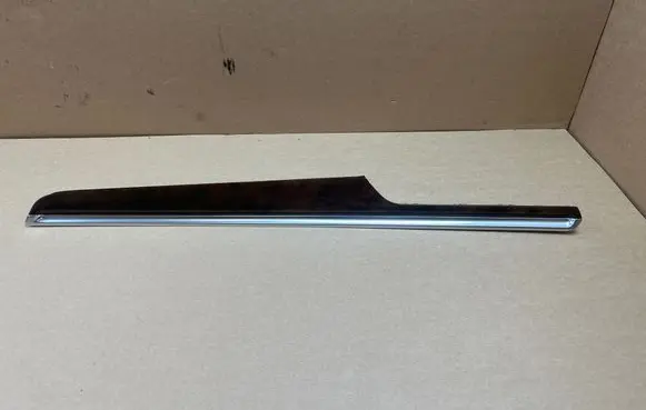 Porsche Macan (95B) Other front door trim element 95B867410A