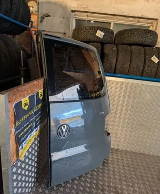Volkswagen Transporter - Caravelle T5 Back/rear loading door LH7J
