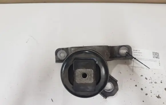 Volvo XC60 Engine mount bracket 8G9N6F012BB