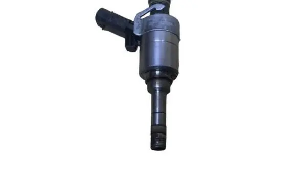 Audi A4 S4 B8 8K Fuel injector 06H906036H